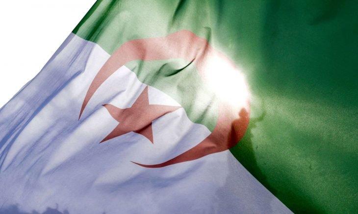فيروس كورونا يودي بحياة إعلامي جزائري معروف