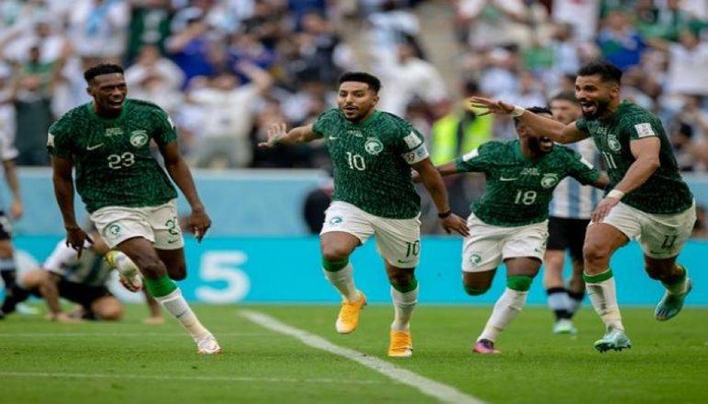 هل حصل لاعبو المنتخب السعودي على سيارات فارهة؟