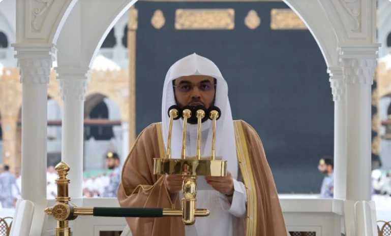 خطيب المسجد الحرام: من أعظم أسباب الثبات دعاء الله وسؤاله الثبات على دينه حتى الممات