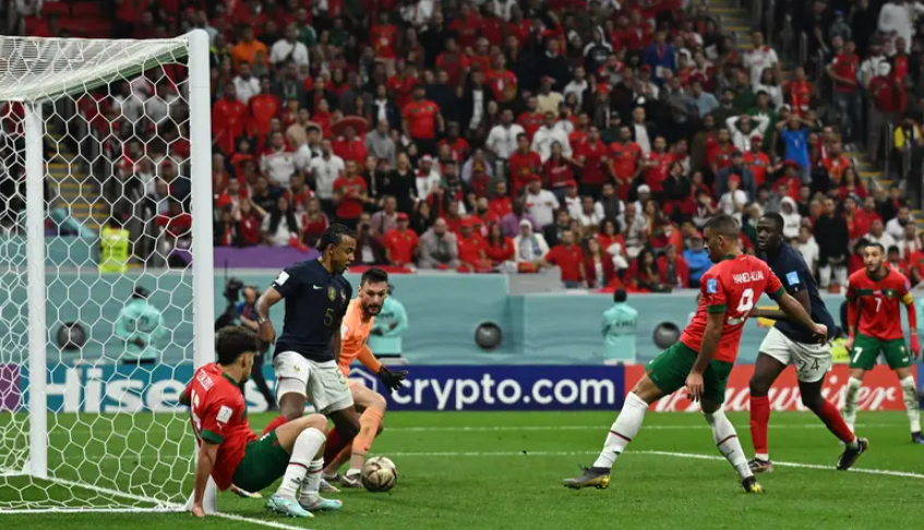 "الحاسوب الخارق" يتوقع وصول مباراة فرنسا والمغرب إلى ركلات الترجيح