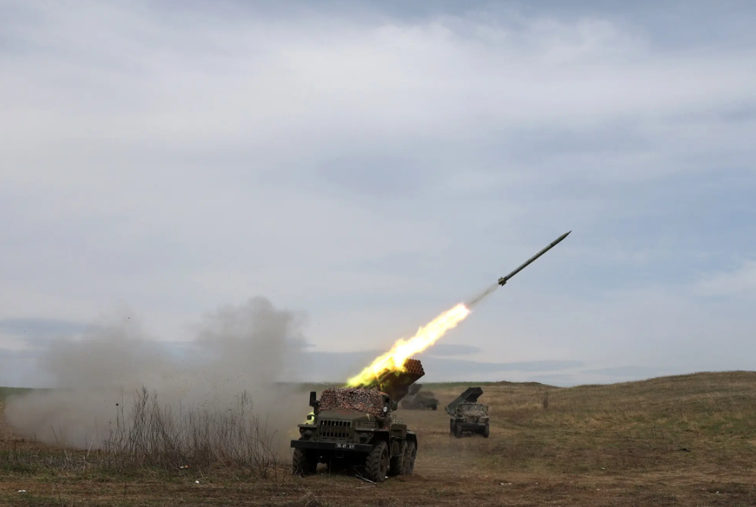 أنظمة صواريخ متقدمة من واشنطن إلى كييف ..  مسؤولون يكشفون