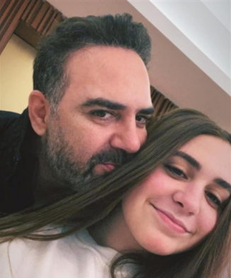 شاهد  ..   وائل جسار برفقة ابنته