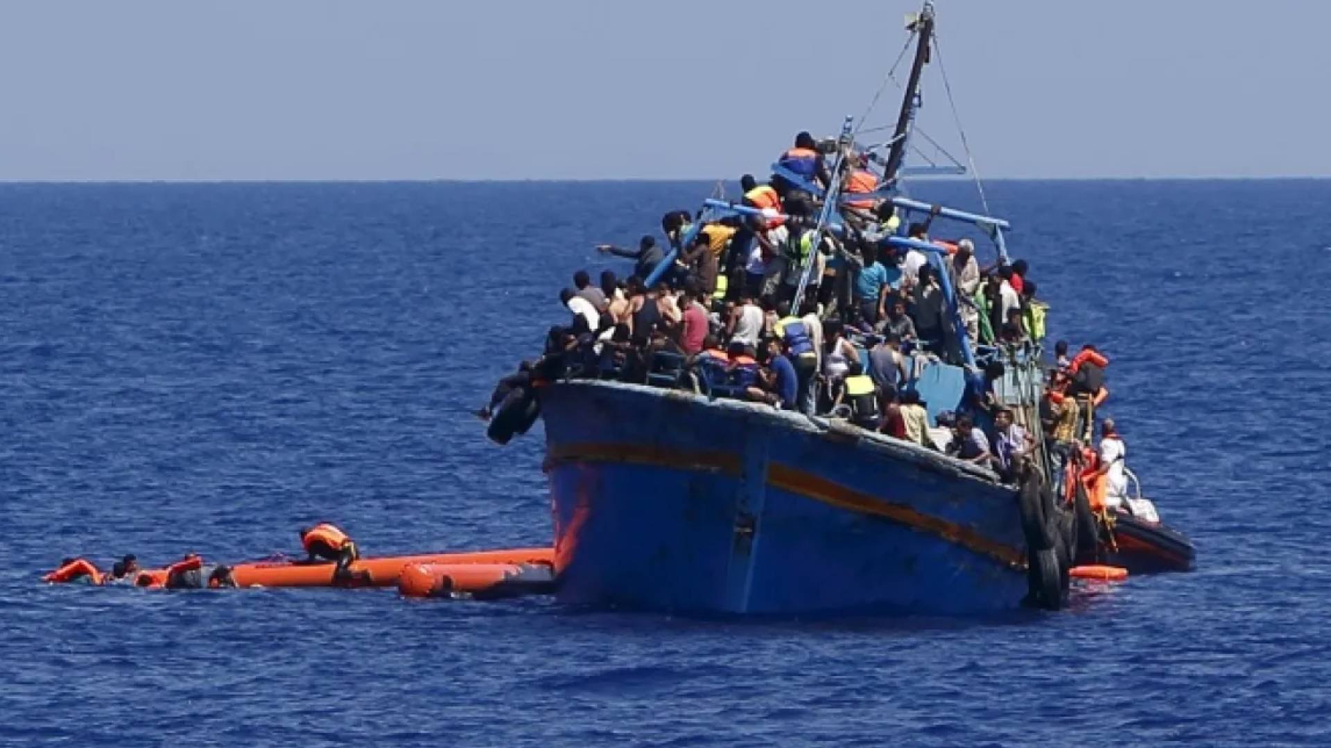 الأردن يعزي مصر بضحايا غرق قارب هجرة بالقرب من ميناء جزيرة كريت اليونانية