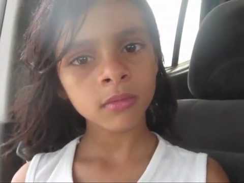 الطفلة ندى تهرب من أهلها بسبب رفضها للزواج المبكر- فيديو