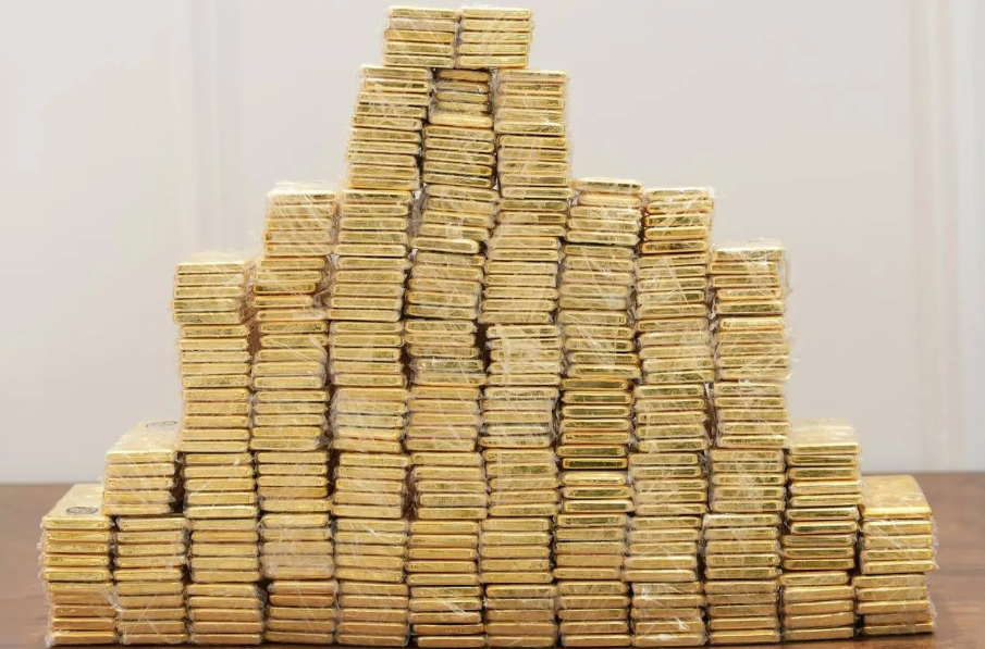 العراق يعلن استرداد 375 كيلوغراما من الذهب ضمن تحقيقات فساد