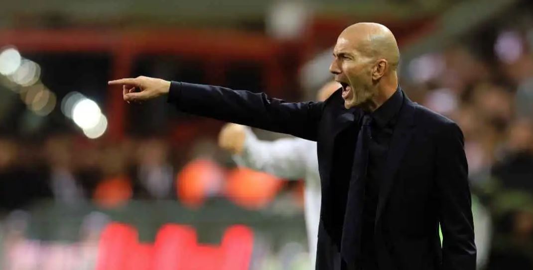 فك العقدة ..  أولى هدايا زيدان لمنتخب فرنسا