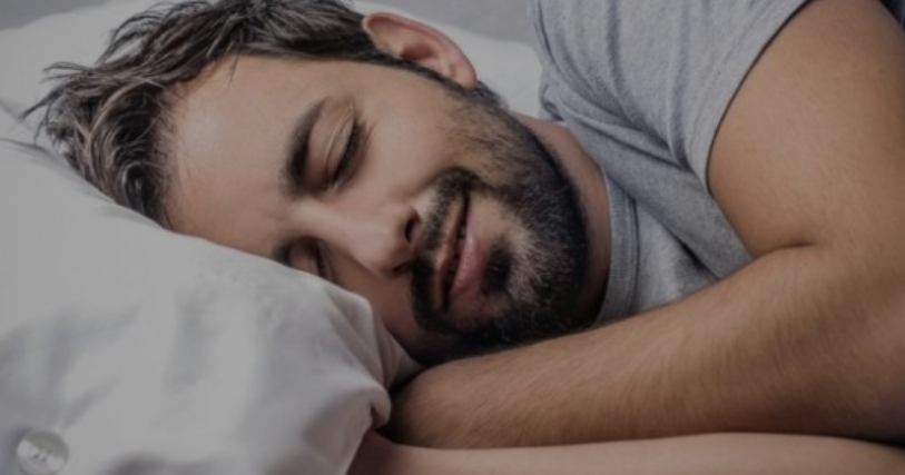 أفضل 6 أوضاع لنوم سريع هادئ