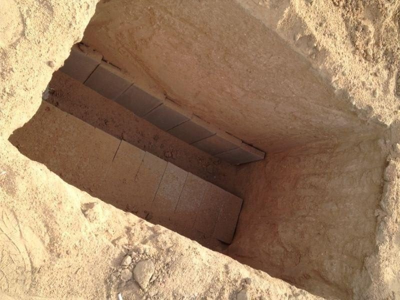 رؤية القبر المفتوح في المنام لابن سيرين