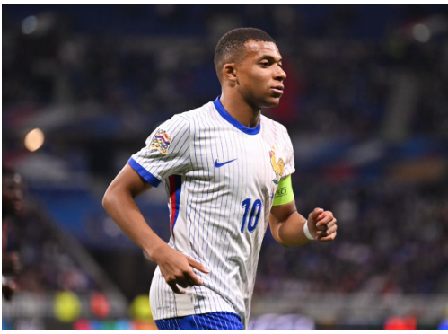 الاتحاد الفرنسي عن مبابي: لا يوجد لاعب فوق المنتخب