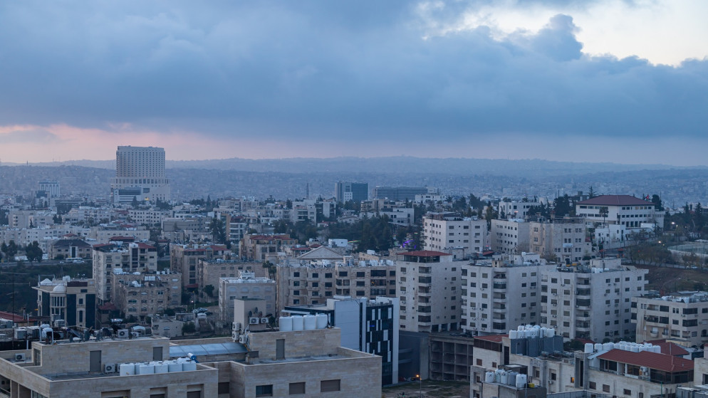 فرصة لهطل أمطار خفيفة الخميس مع تأثر المملكة بكتلة هوائية رطبة