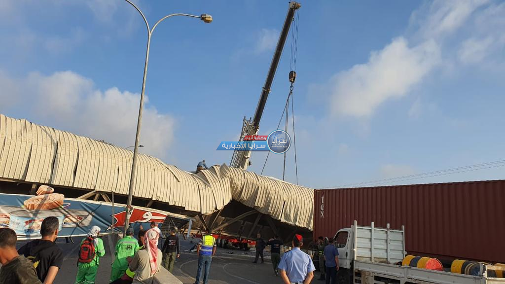 "الاشغال": اعادة فتح طريق المطار خلال اقل من ساعة بعد ازالة العوائق الناتجة عن سقوط جسر مشاة