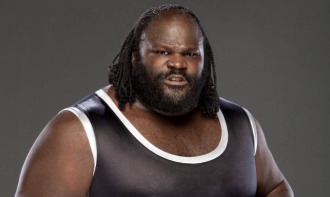 الجماهير تهاجم مارك هنري وتصفه بـ«الخائن»