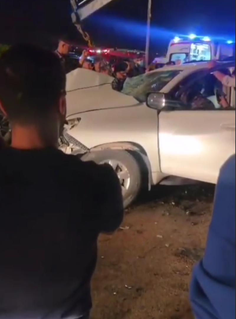 إصابات إثر حادث تصادم مركبتين على شارع البترا شرق إربد  ..  فيديو 