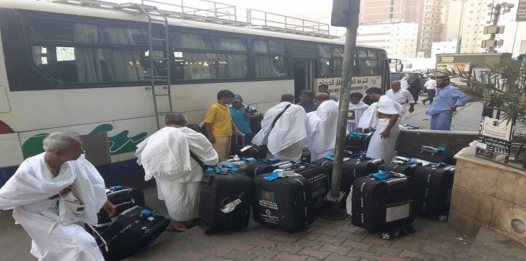 السعودية ..  وقف دخول الحجاج برًا