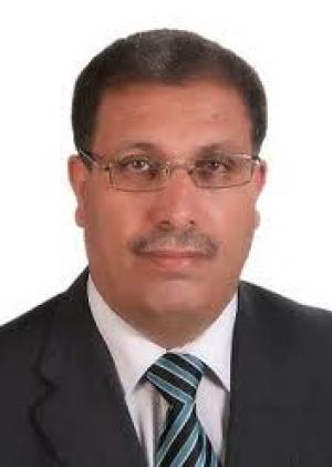 رواتب خيالية تشكل نهباُ منظماً للمال العام 
