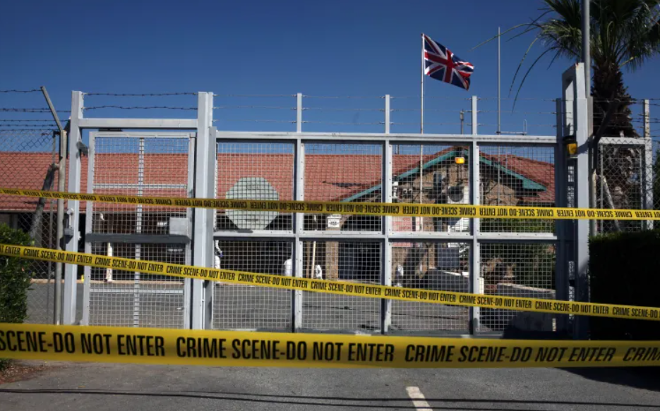 إعلام بريطاني: سماع دوي انفجارات قوية قرب قاعدة تابعة لسلاح الجو الملكي البريطاني في قبرص