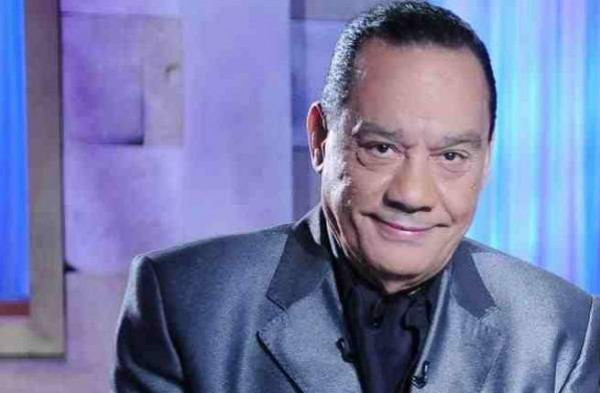 "بلطجية" يعتدون على الموسيقار المصري حلمي بكر داخل شقته ويخطفون ابنته