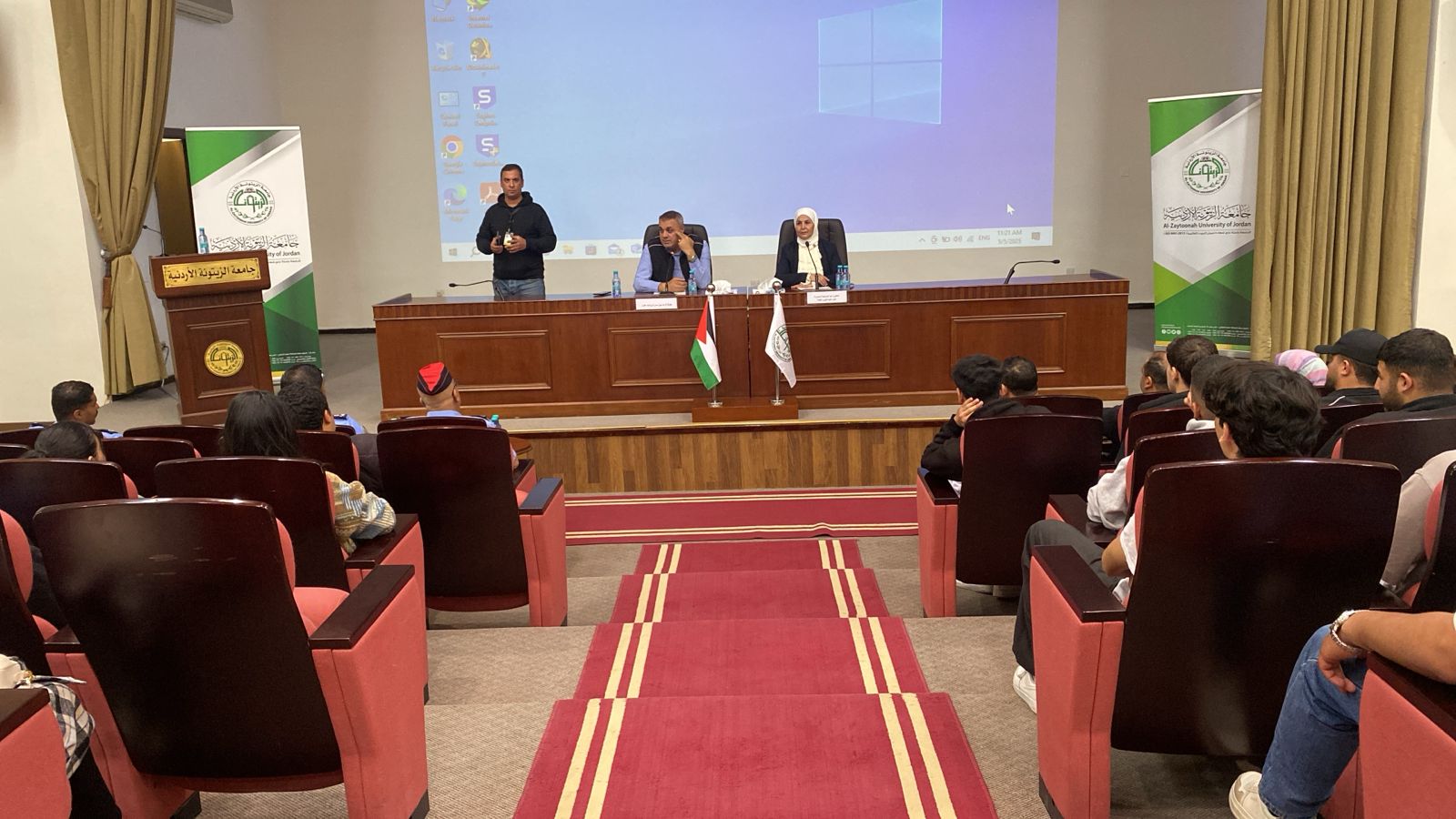 جامعة الزيتونة الأردنية تنظم محاضرة توعوية حول آفة المخدرات وخطورتها على الشباب