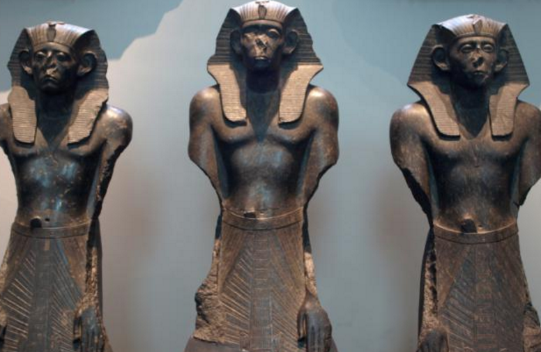 العثور على تمثال فرعوني في الخليل ..  كيف وصل الى فلسطين؟
