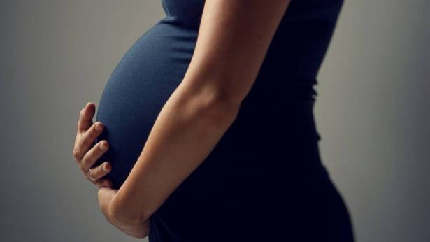 هل تزعج الضوضاء الجنين أثناء الحمل؟