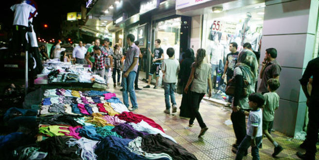 قطاع الألبسة: صرف الرواتب قبل العيد سينشط الحركة التجارية