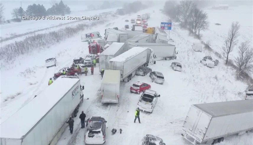 ميشيغن: حصيلة أولية لضحايا حادث الـ100 سيارة والسلطات تعلن الطوارئ