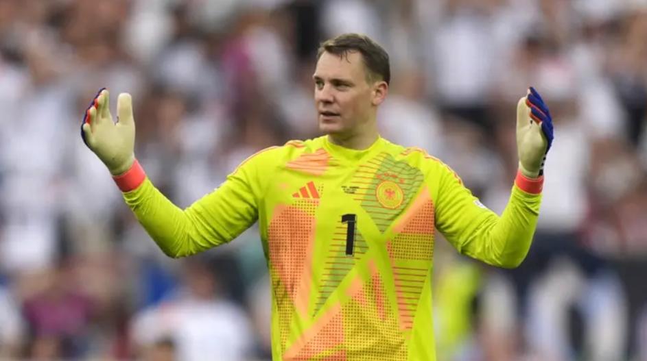 نوير يستبعد العودة إلى المنتخب الألماني