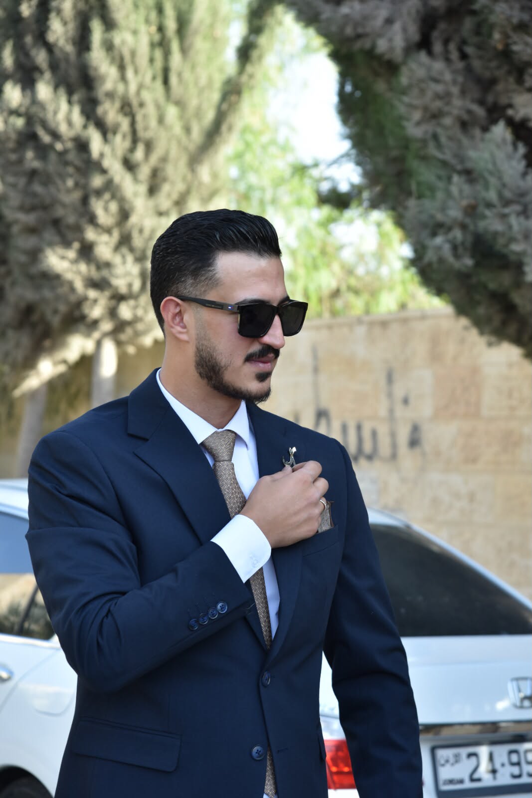 ال سبع العيش وال الجابر نسايب