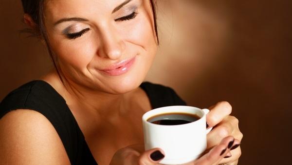 مفاجأة بشأن علاقة تناول القهوة بالسرطان