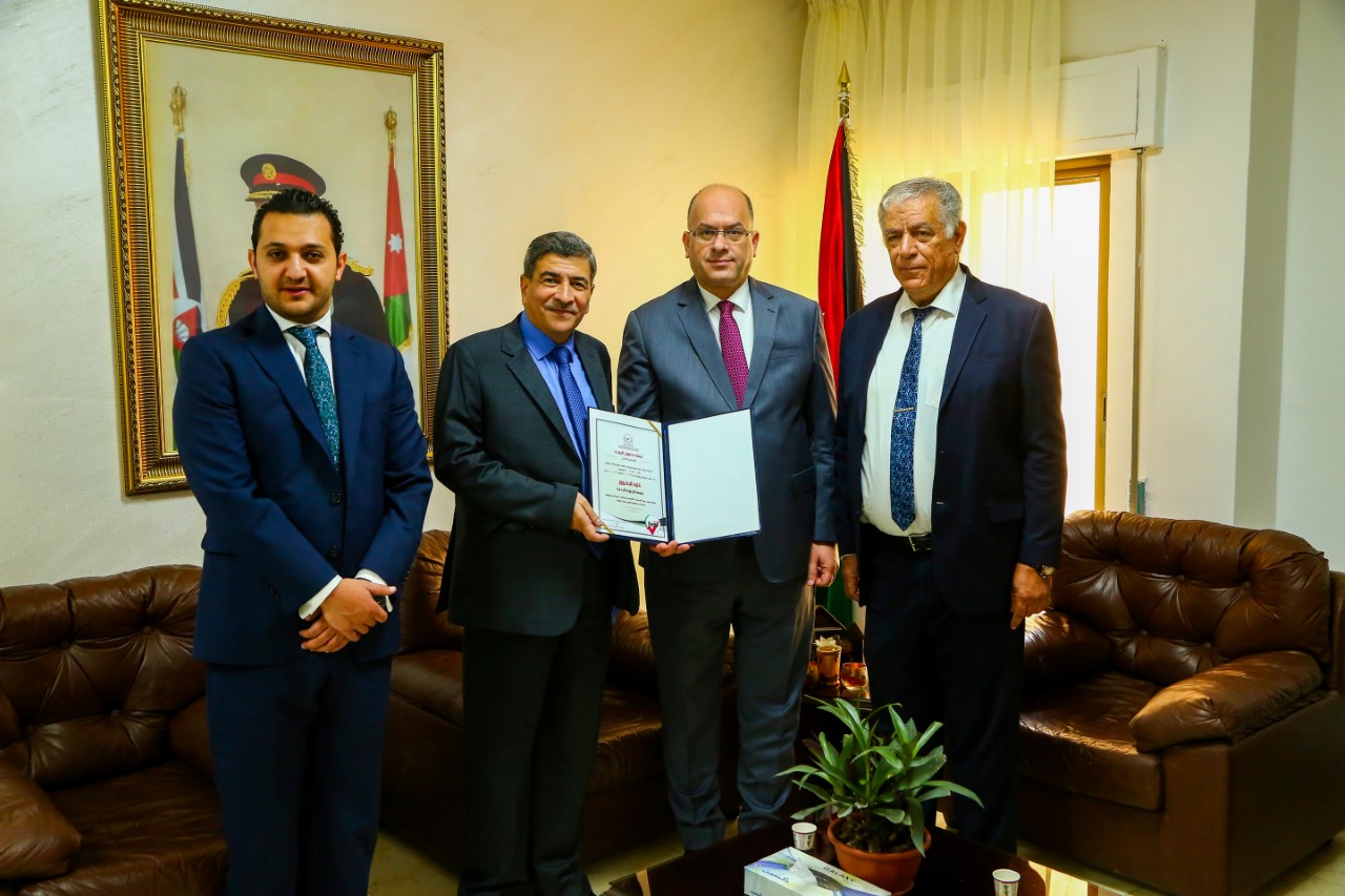 شهادة الجودة المستوى الفضي لكلية الحقوق لجامعة الزيتونة الأردنية