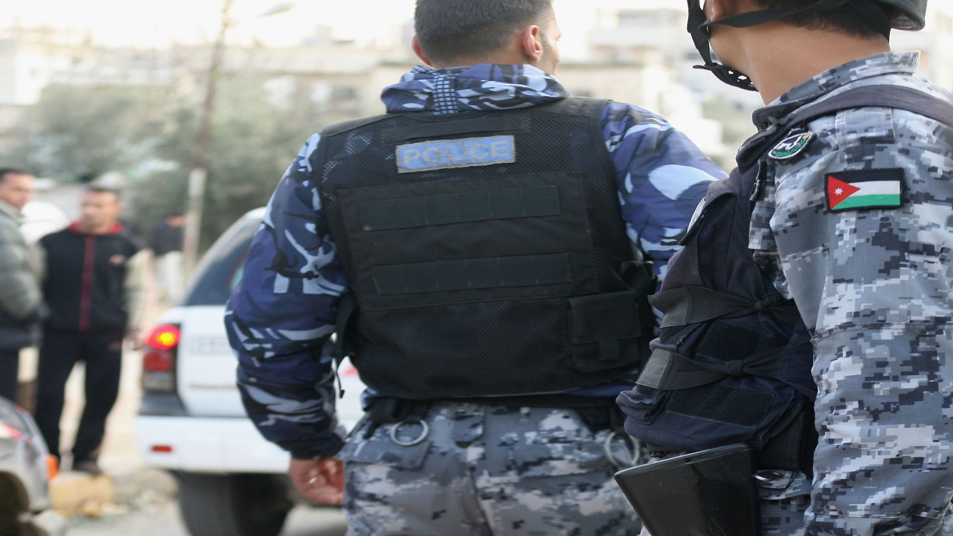 توقيف شقيق نائب أردني ونجله بتهمة مقاومة رجال الأمن