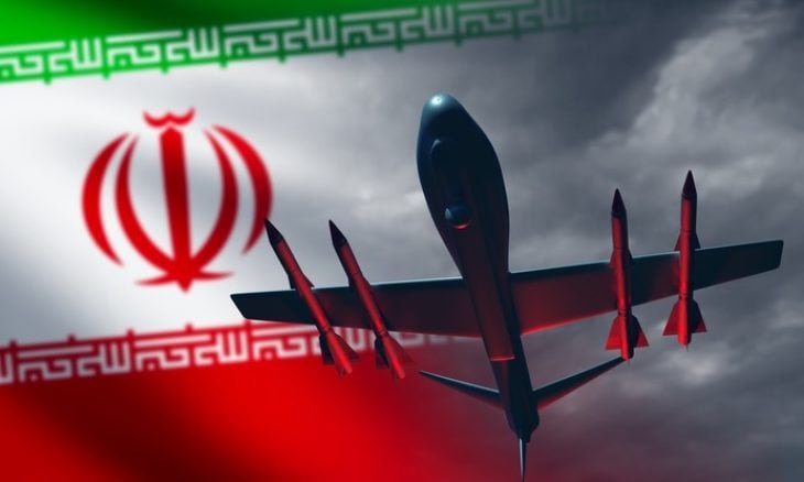 إيران تغلق مجالها الجوي وتُلغي جميع الرحلات حتى إشعار آخر