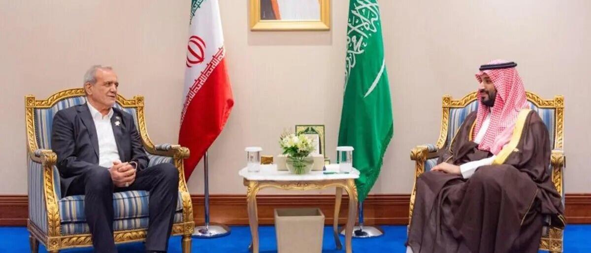 ولي العهد السعودي يتلقى رسالة خطية من الرئيس الإيراني