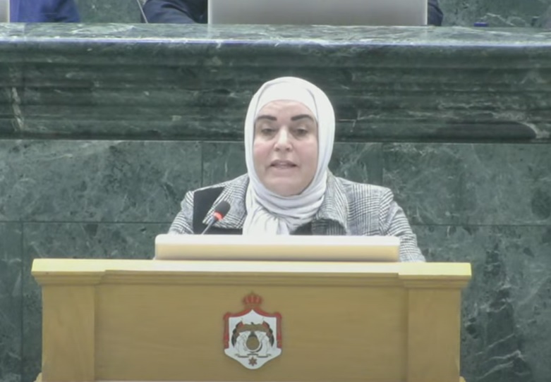 النائب الحسنات لسرايا : تخبط حكومي في اتخاذ القرارات ومطالب بإعادة النظر بملف "الحد الأدنى للأجور"  ..  تفاصيل