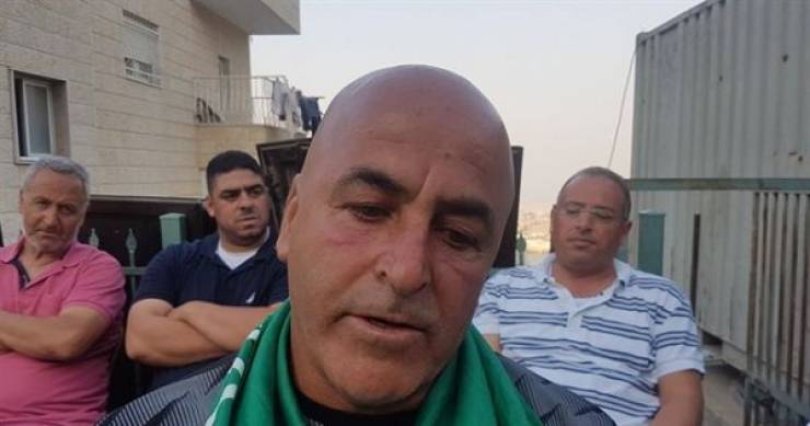 اعتقال والد الشهيد أبو غنام وأحد أقاربه في القدس