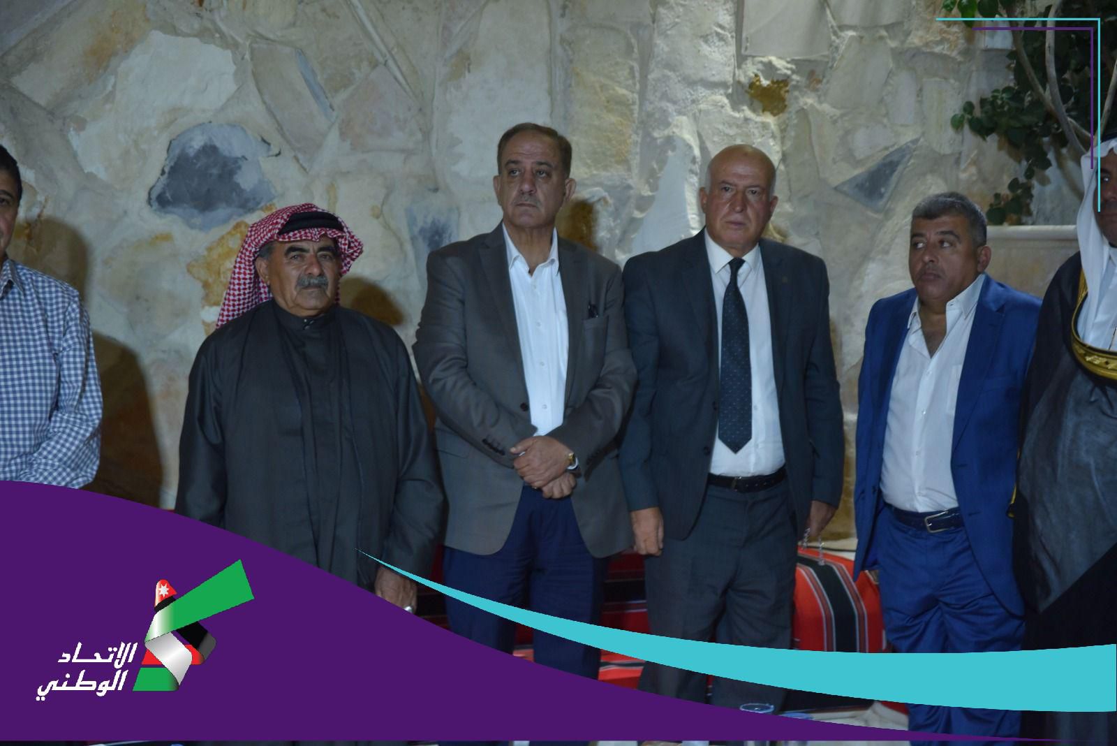 تيار حزب الإتحاد الوطني يلتقي وجهاء البلقاء .. صور