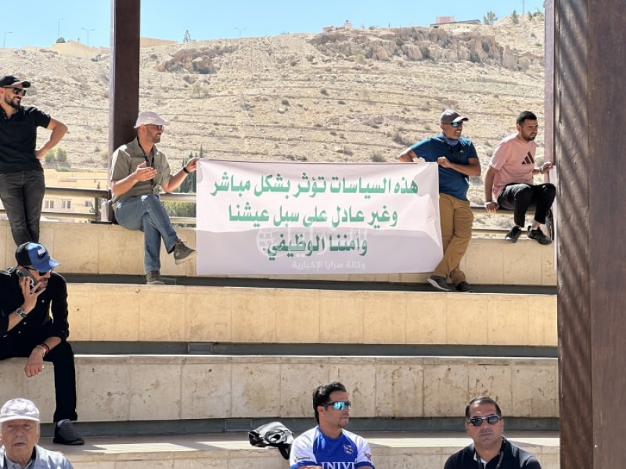 "أدلاء السياح" يطالبون بانتخابات جديدة ووقف التغول على مهنتهم  ..  فيديو 