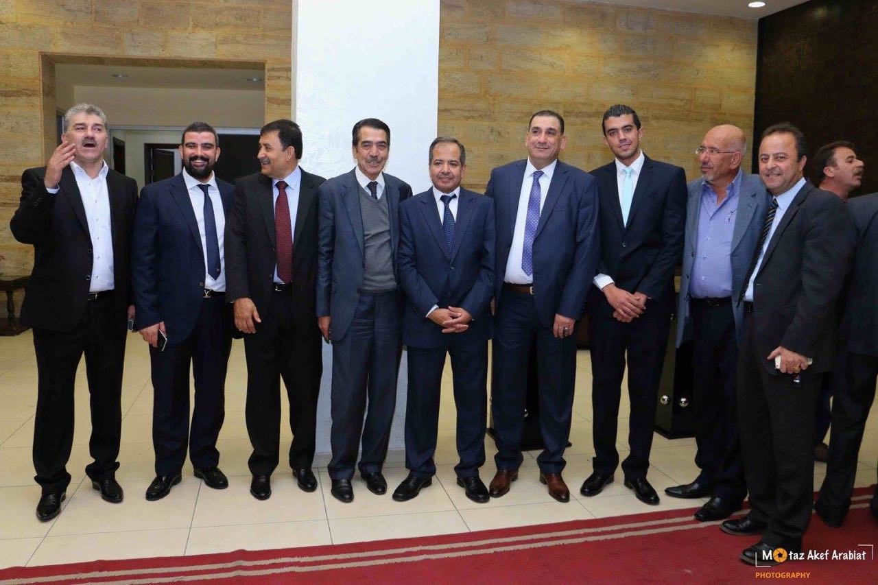 بالصور  ..  أفراح العواملة والنجدواي  ..  توفيق كريشان طلب وأحمد النجداوي أعطى