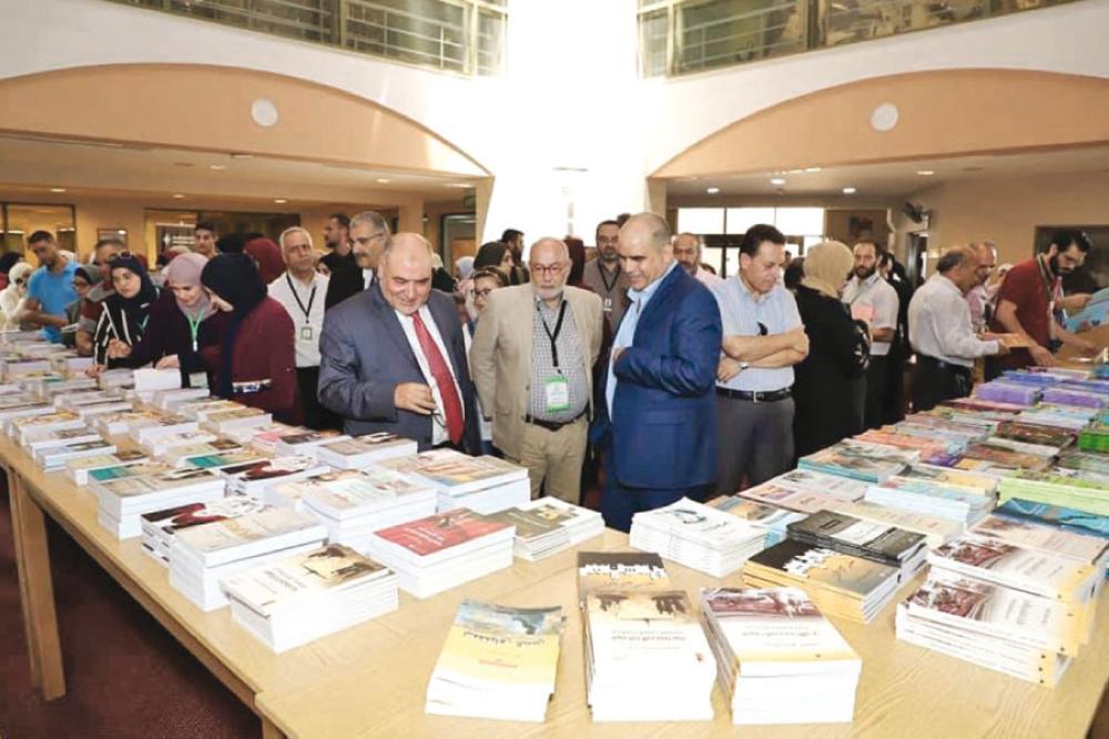 معرض الكتاب الثقافي الأول  في «اليرموك» 