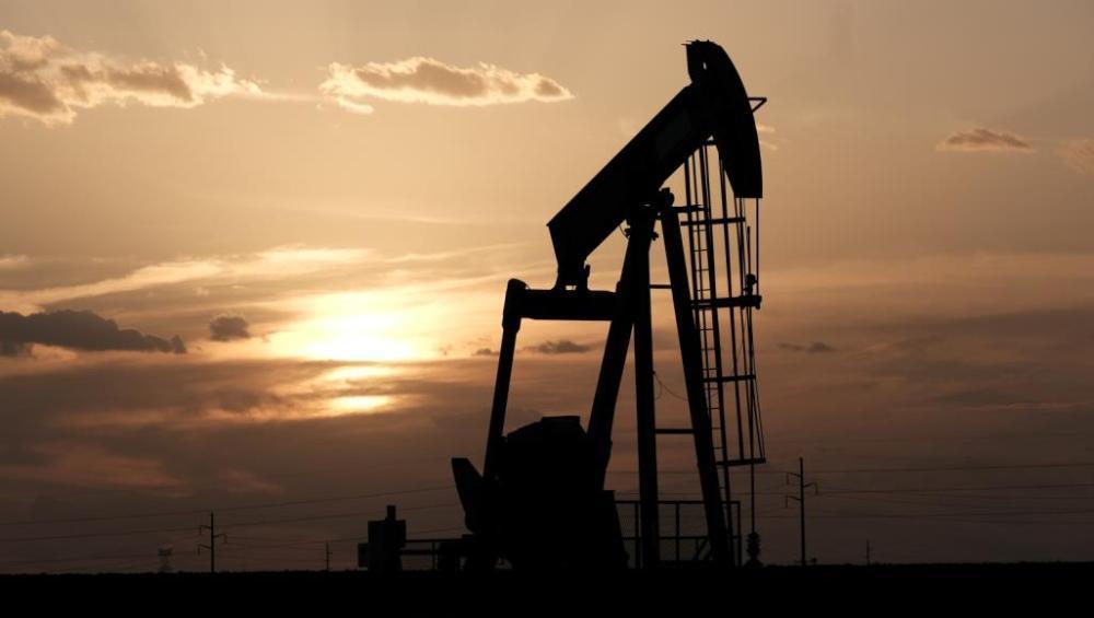 تراجع أسعار النفط عالميا بنسبة 3.6 بالمئة