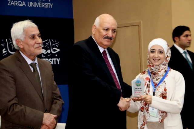 د. فداء ابو الخير من جامعة عمان الأهلية تشارك بيوم علمي بعنوان "رسالة علم وصحة" في جامعة الزرقاء
