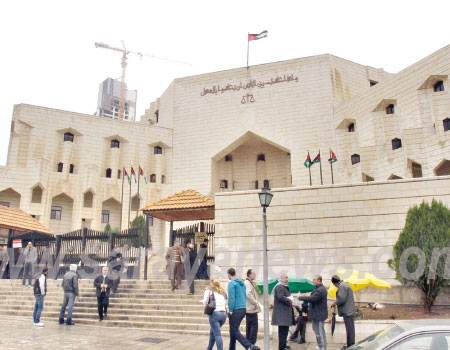 بالأسماء  ..  تبليغات وإخطارات في المحاكم لعدد من المواطنين 