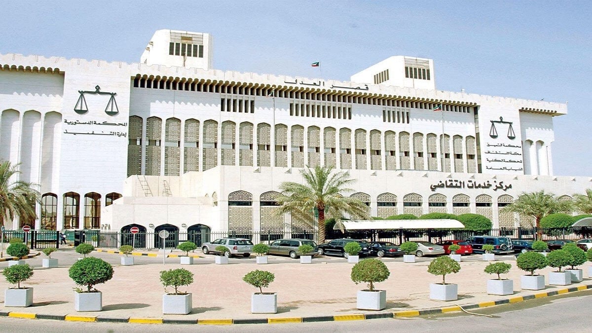 سجن ضابط كويتي في وزارة الداخلية هدد وافدين مصريين 3 سنوات