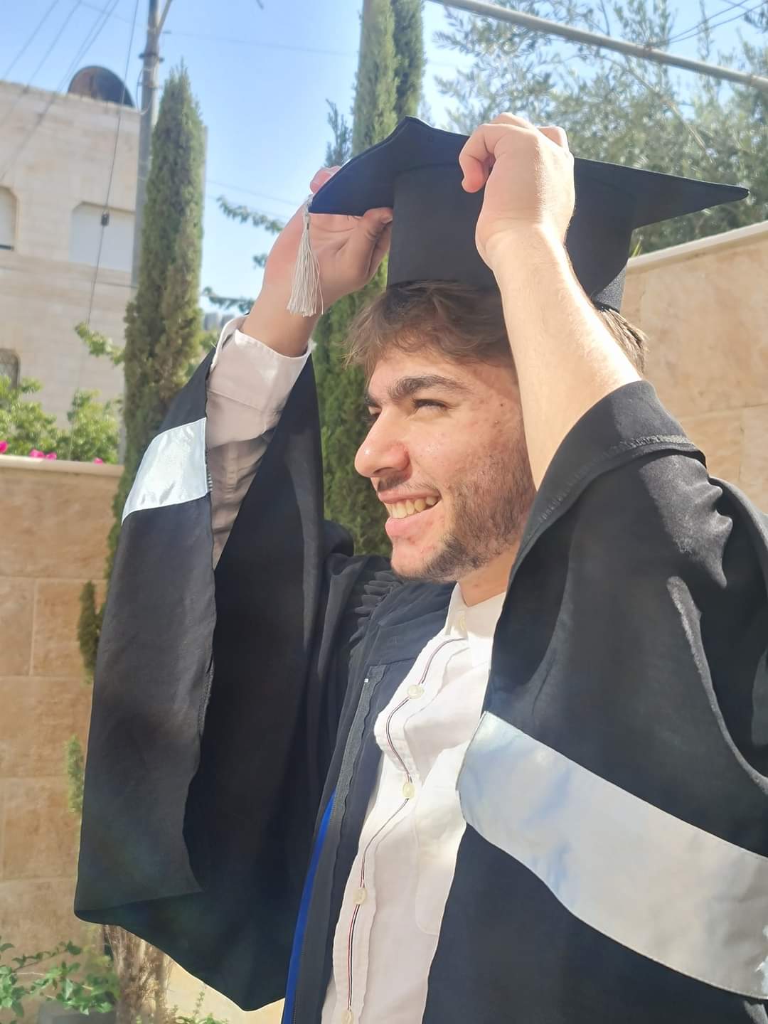 يزيد سعيفان  ..  مبارك النجاح 