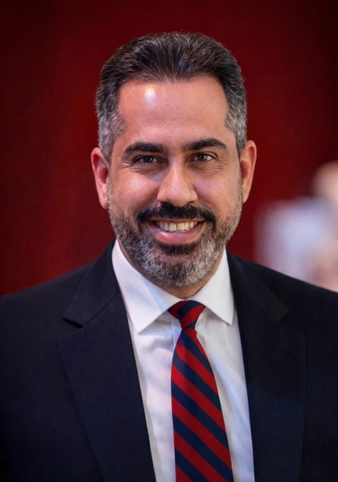 د. سلطان العطين يكتب: أنس السعود ..  حكاية جيل آمن أن "الجامعة" يمكن أن تتغير