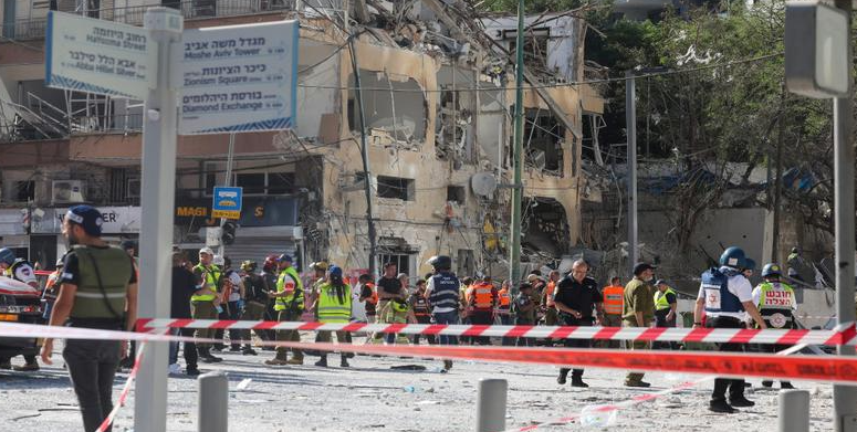 إيران تعلن استهداف مركز القيادة والمعلومات لجيش الاحتلال ضمن الدفعة الـ 14 من "الوعد الصادق"