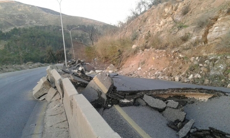 اغلاق احد مسارب طريق جرش - اربد بشكل جزئي بسبب انهيارات ترابية 