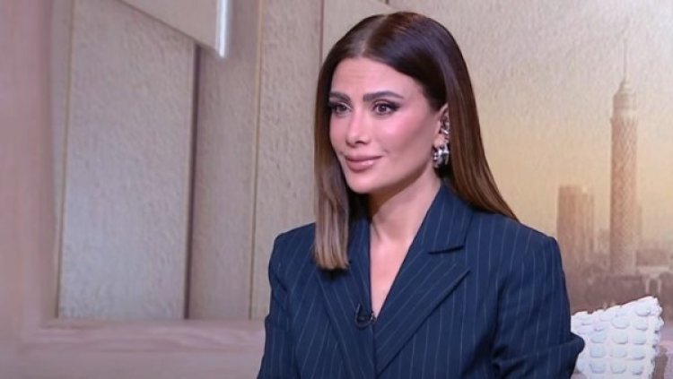 صبا مبارك تكشف أثر انفصال والديها على طفولتها وقرارها بعدم الزواج مجددًا