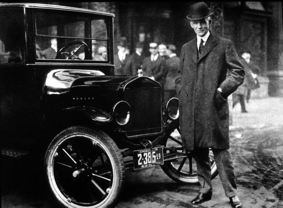 هنري فورد: قصة أسطورة السيارات الأمريكية