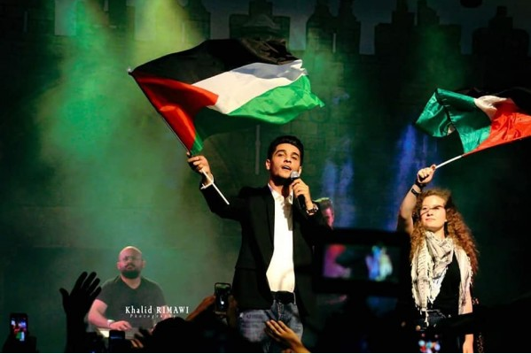 بالفيديو والصور  ..   محمد عساف وعهد التميمي يشعلان أجواء رام الله 